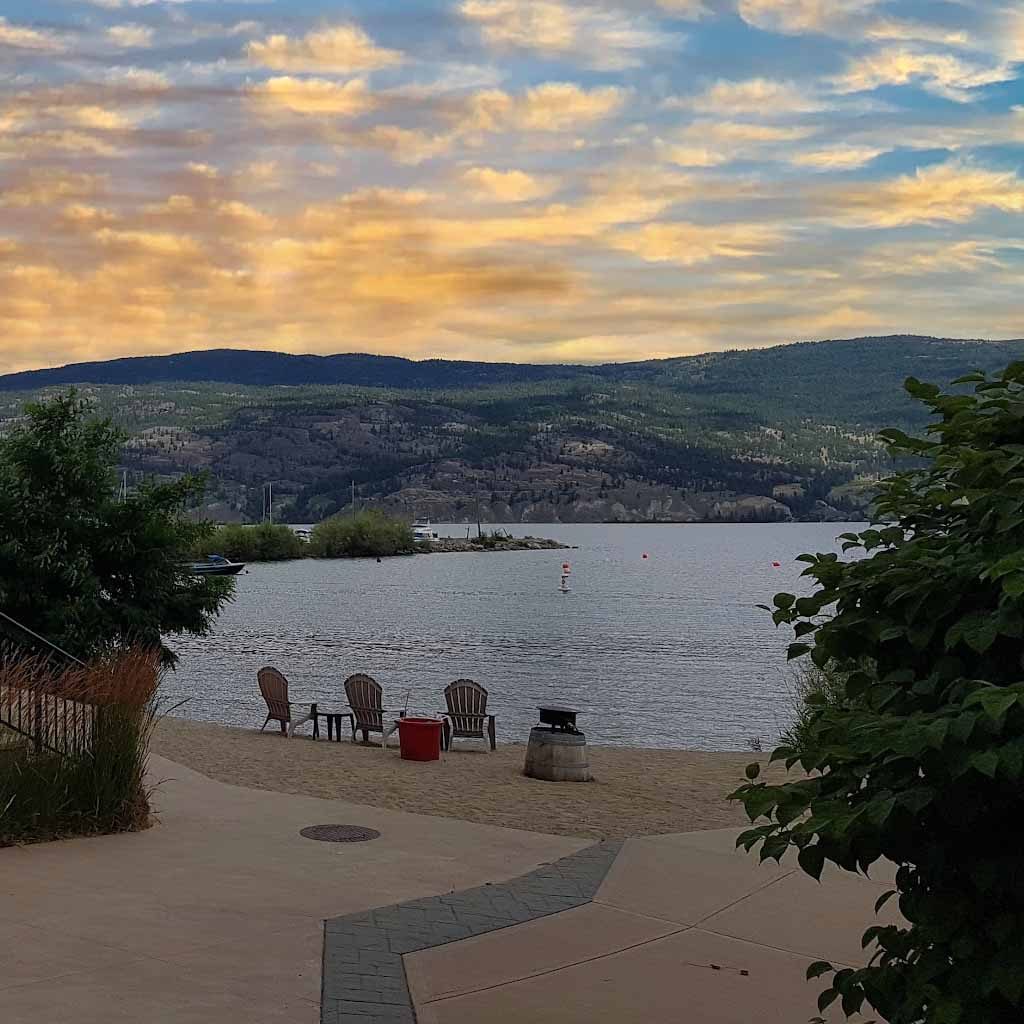when is the best time to build in kelowna